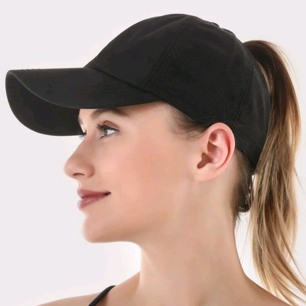 NEW! BLACK pony tail hat